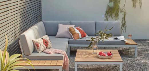 Selecting the Right Materials for Outdoor Furniture