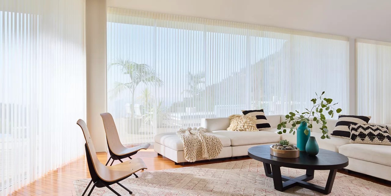 How to Make Your Home Look Luxurious with Modern Roller Blinds?