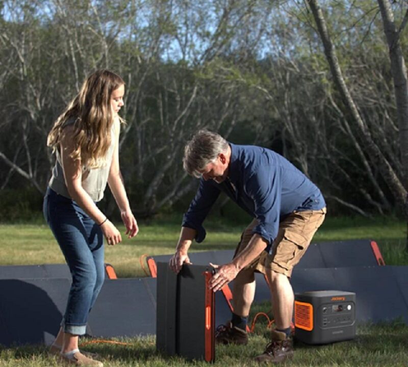 Setting Up the Ultimate Home Movie Theater for Your Kids and the Role of a Reliable Generator