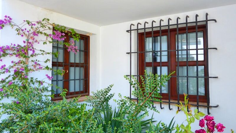 Mansion Windows with Bars: Style & Security