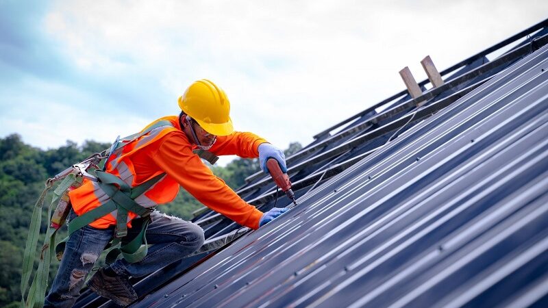 How the Right Metal Roofing Contractors Can Transform Your Home’s Energy Efficiency